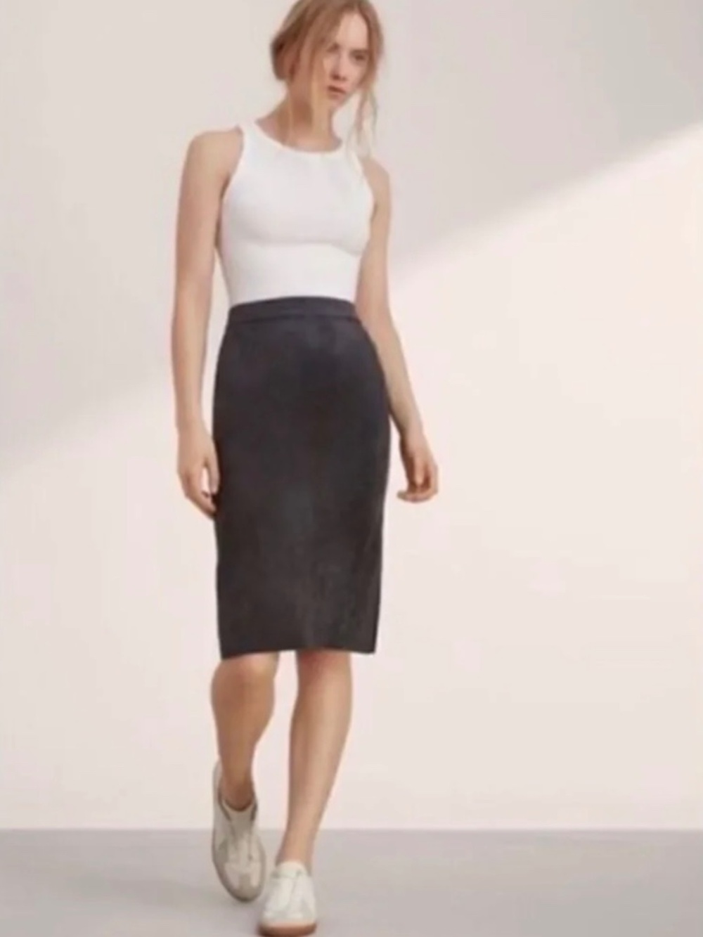 ARITZIA Wilfred Free Vegan Suede High Rise Lis Skirt - SZ 4